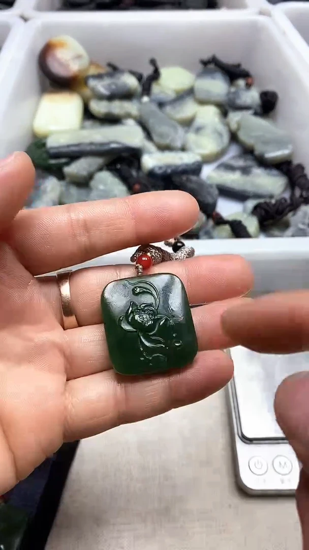 吊坠(不含链)未镶嵌和田玉1