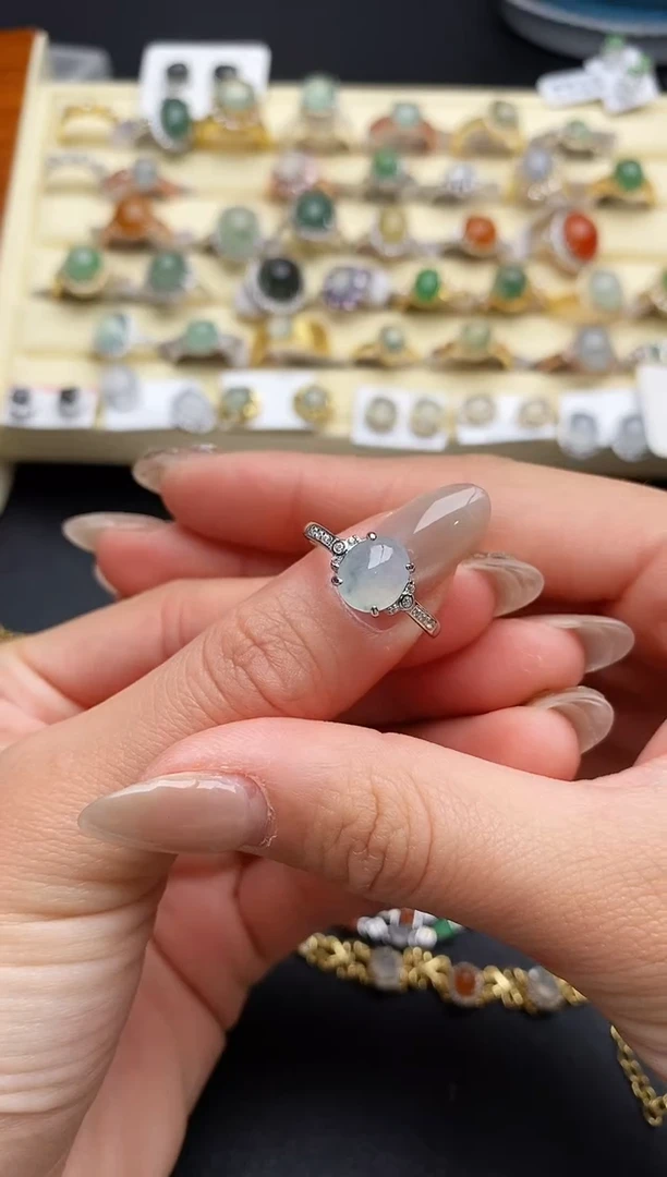 【闪购商品】翡翠戒指银S925镶嵌66666666+10