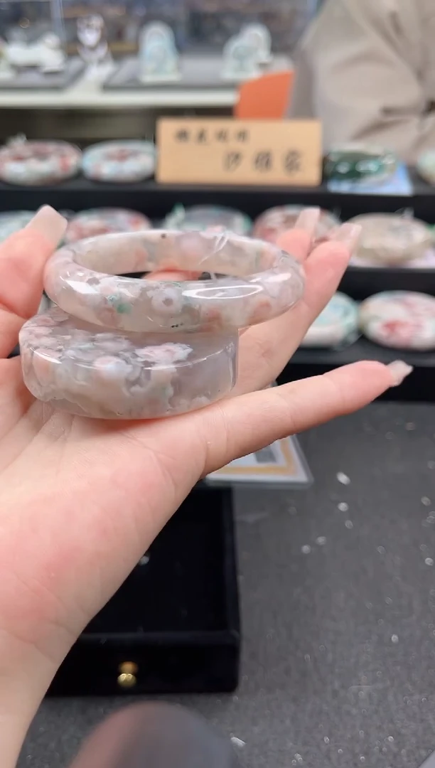 未镶嵌手镯石英质玉尘*丷圈口（赠品镯心）