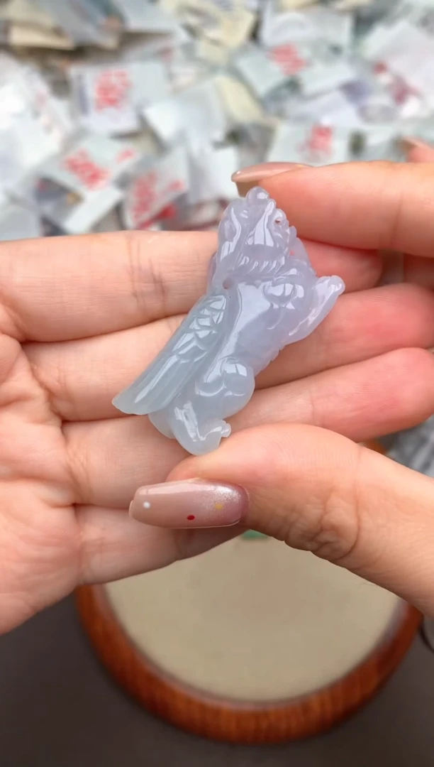 未镶嵌挂件翡翠一