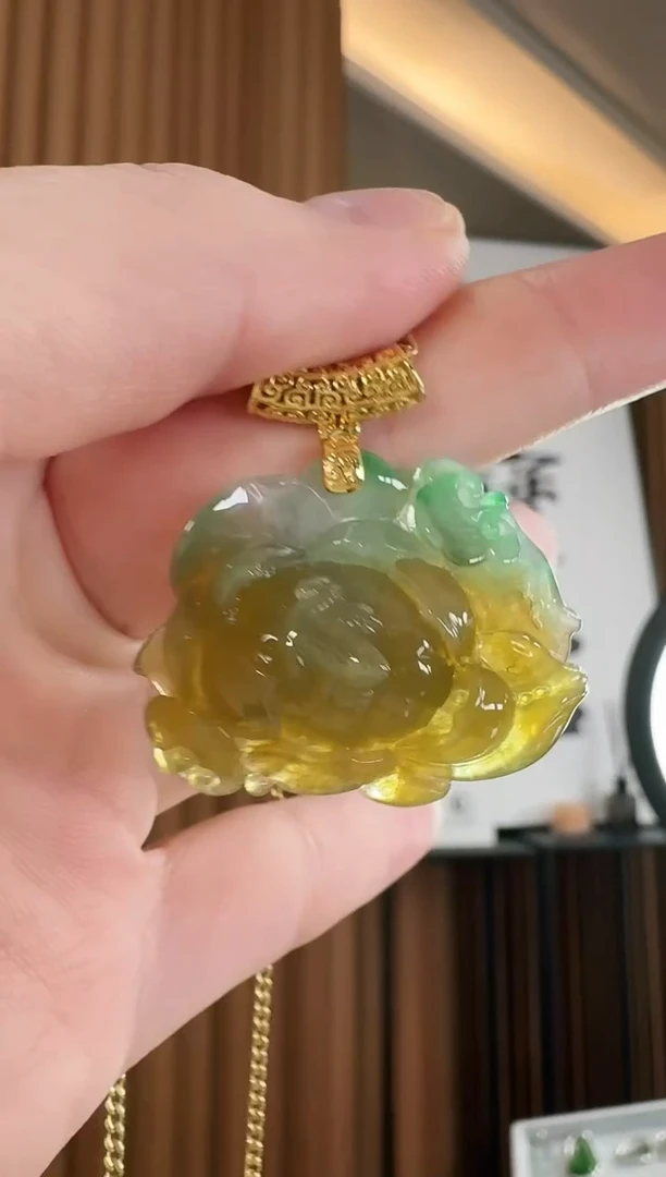 吊坠(不含链)18K金镶嵌翡翠吊坠