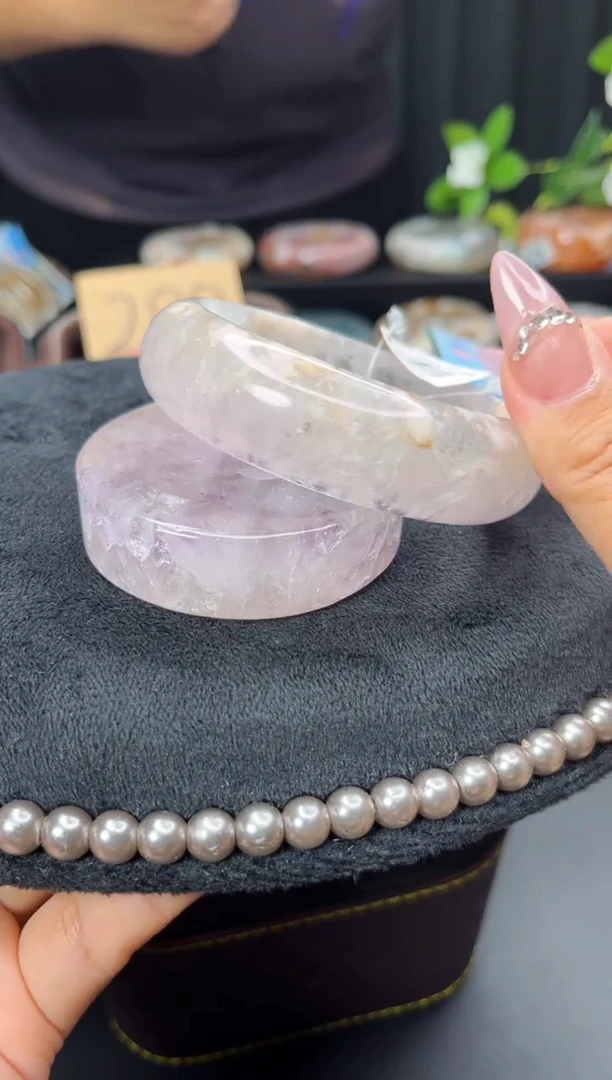 石英质玉手镯未镶嵌赠送镯心（60圈口）