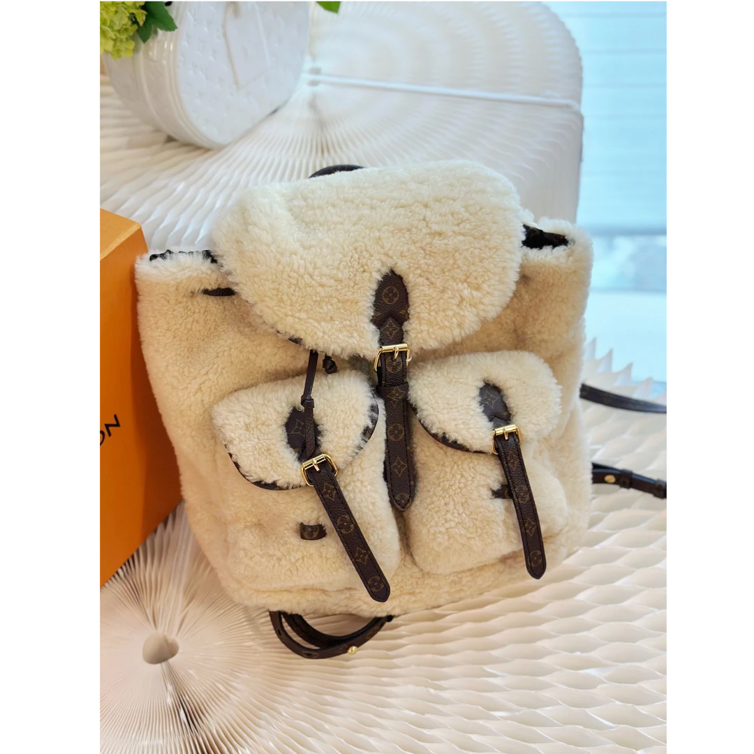 99新 LouisVuitton/路易威登  老佛爷 羊毛双肩包