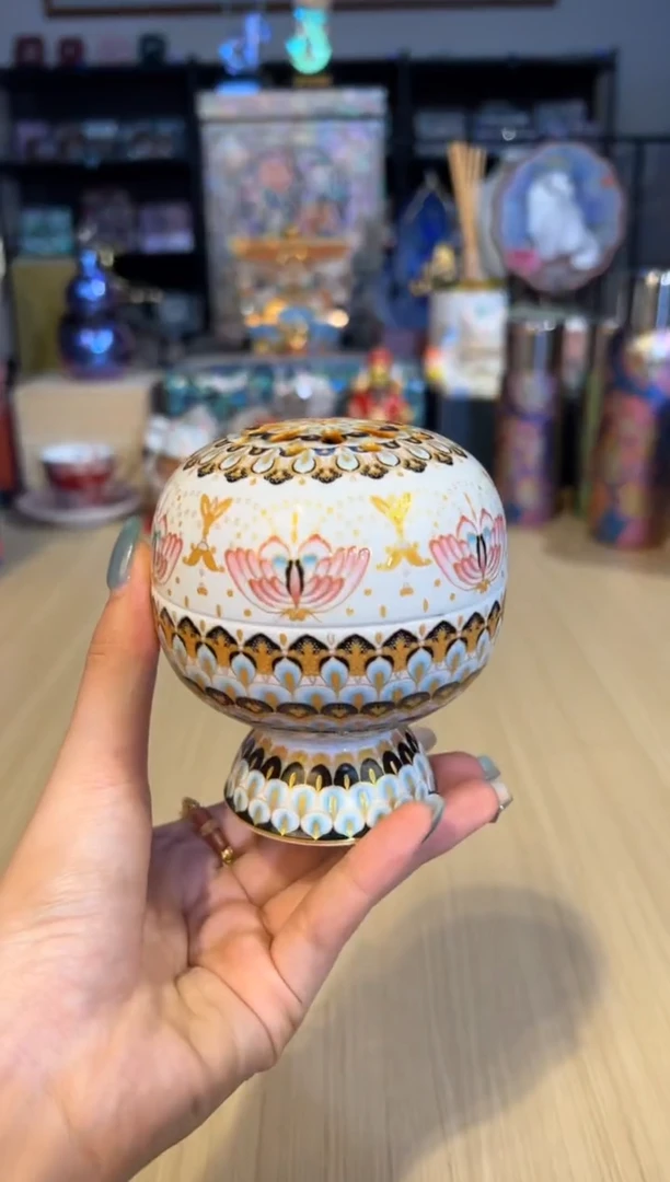 84福蝶香炉+防火棉香插