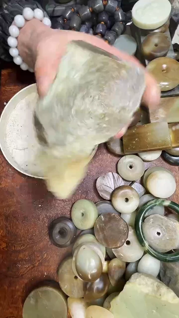 未镶嵌和田玉珠宝半成品1