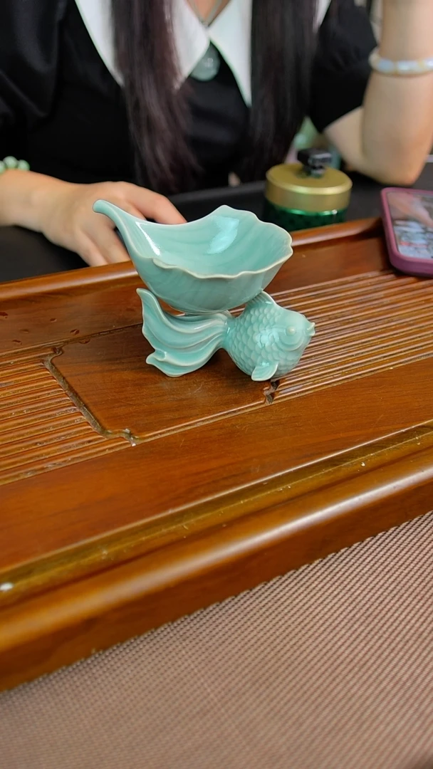 瓷片如鱼得水，一级品