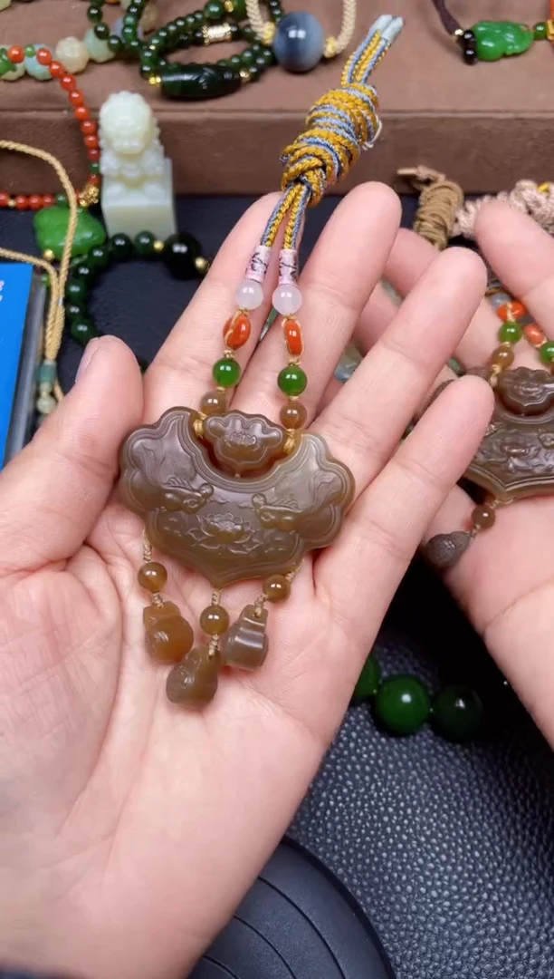 颈饰未镶嵌和田玉F20