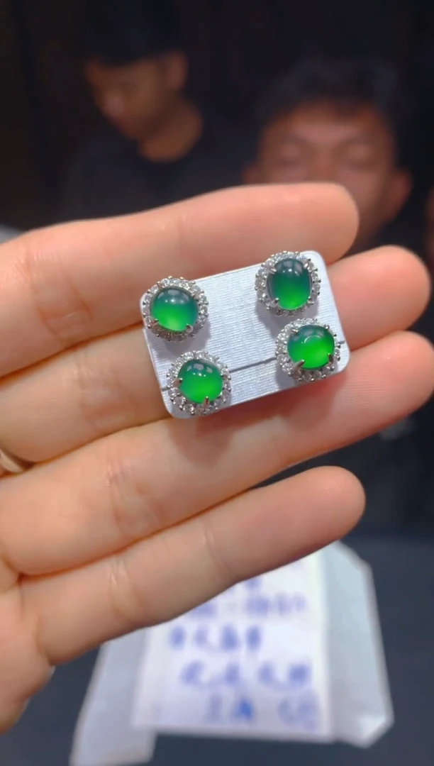 【闪购商品】定制翡翠未镶嵌9多样性发货（发其一）