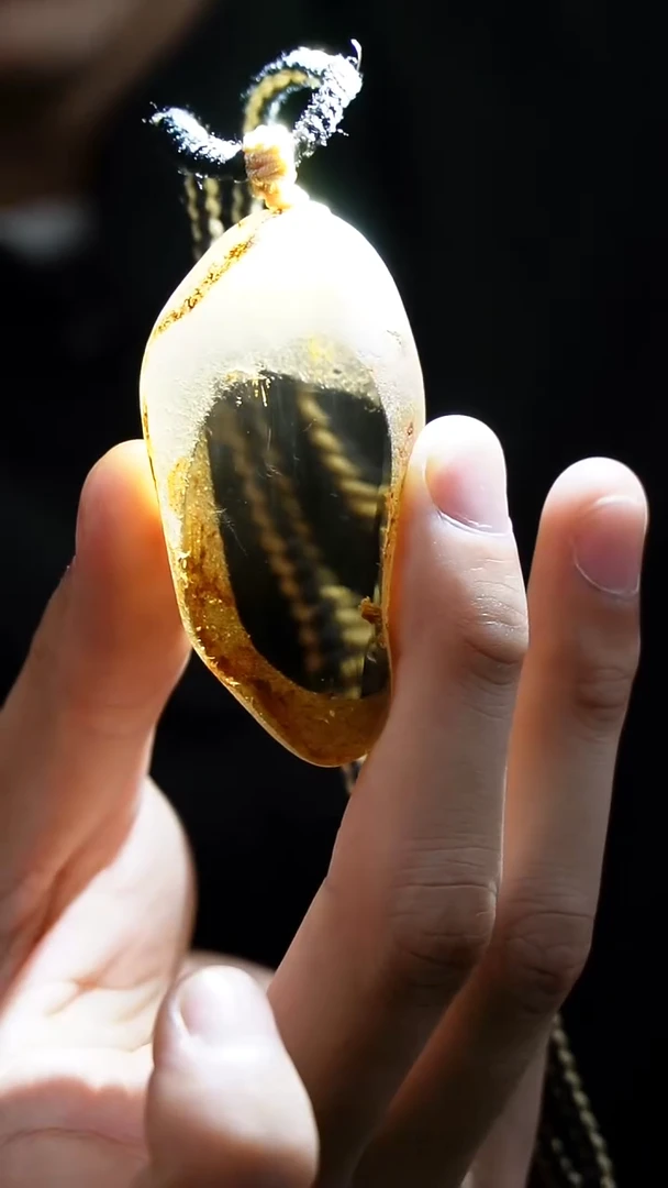 吊坠(赠链)未镶嵌水晶水晶