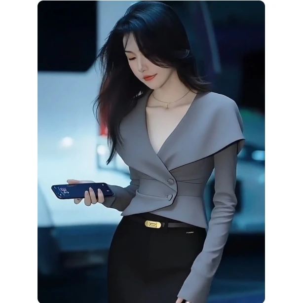 灰色斗篷上衣2025秋季新款设计感小众独特漂亮高级感收腰衬衫女