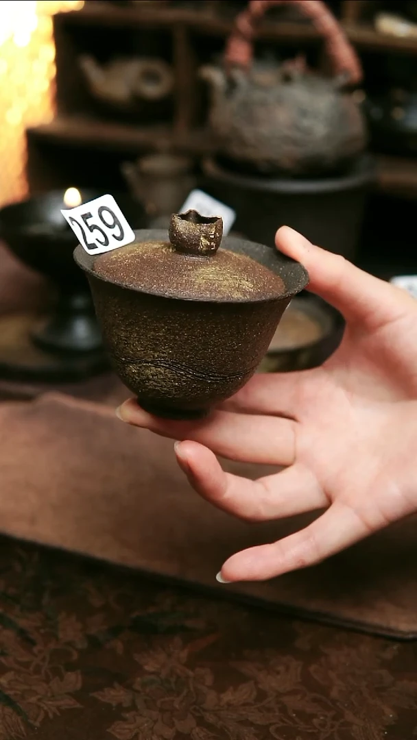 紫砂全手工薄胎盖碗110毫升