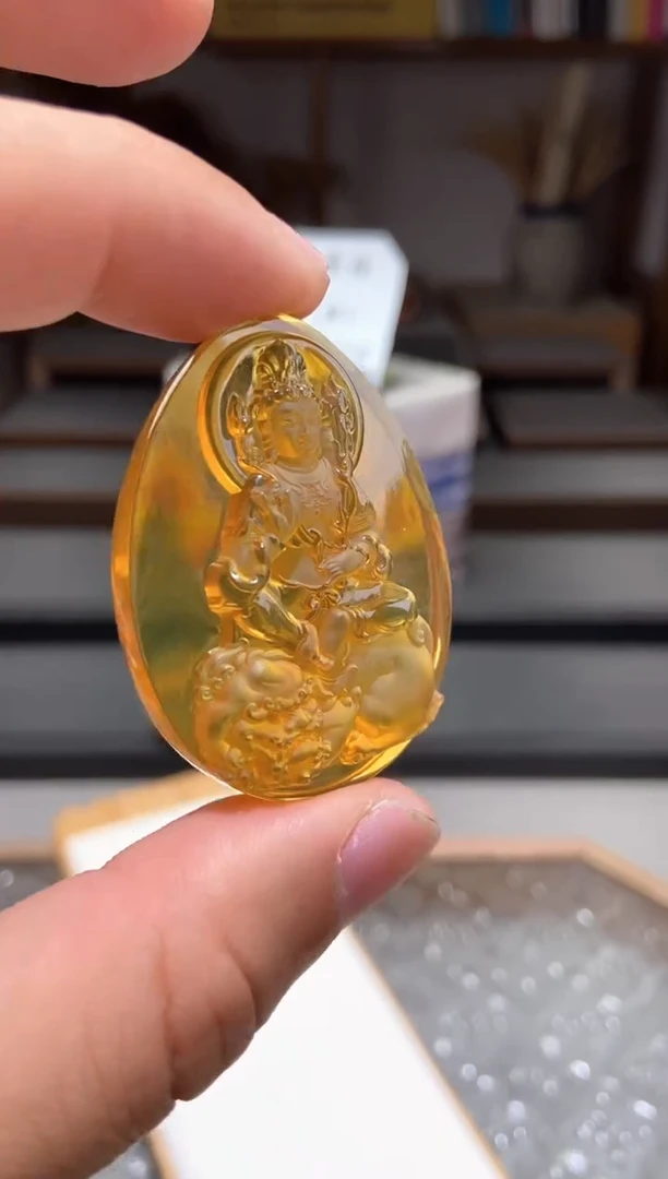 琥珀颈饰未镶嵌文殊