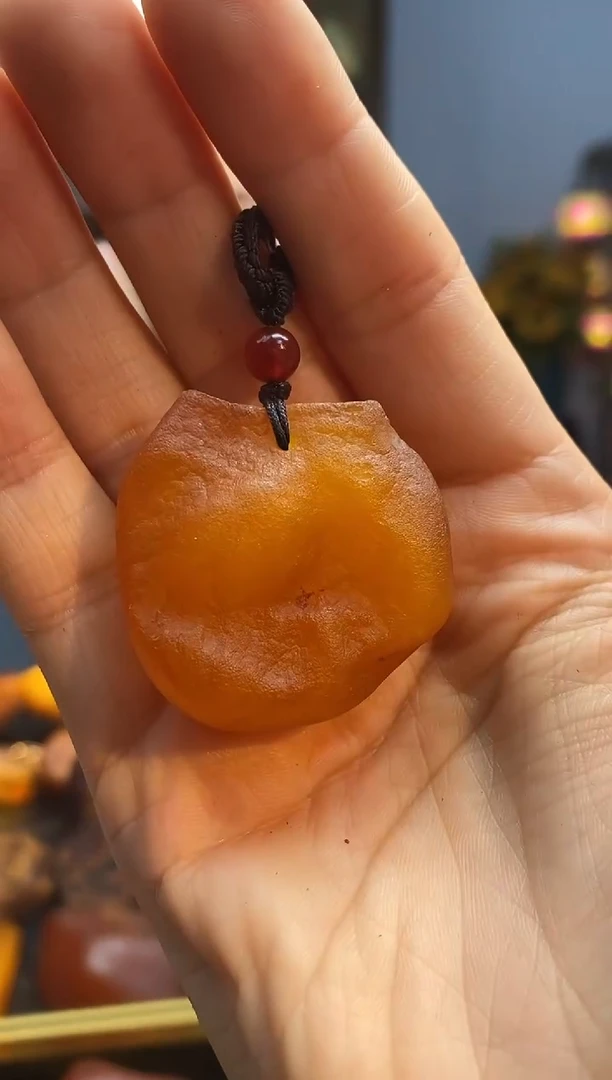 琥珀颈饰未镶嵌吊坠