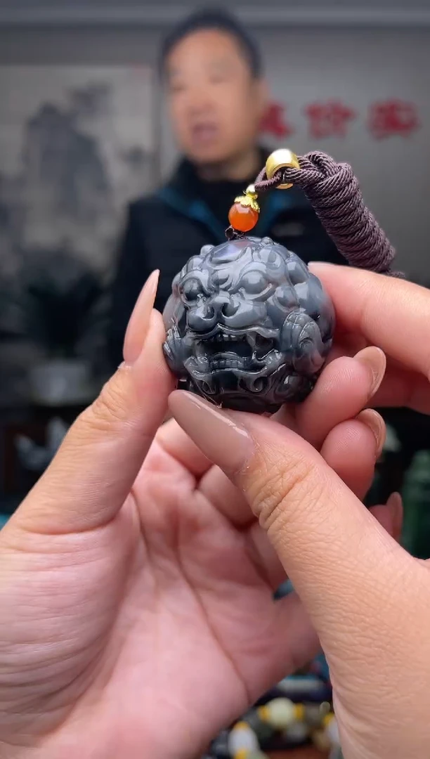 未镶嵌和田玉挂件1