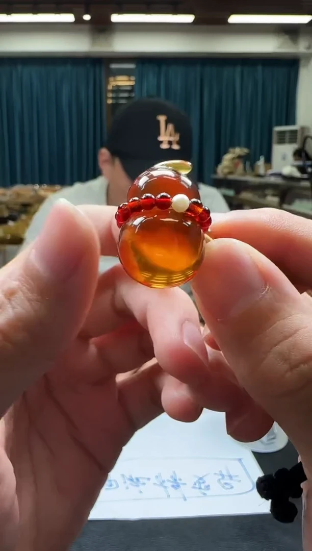 琥珀吊坠(不含链)未镶嵌?****?DSD1110017多样性发一