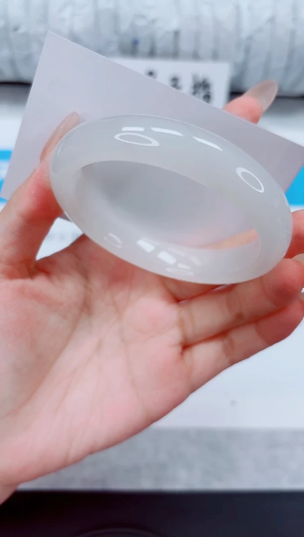 未镶嵌手镯石英质玉170-54