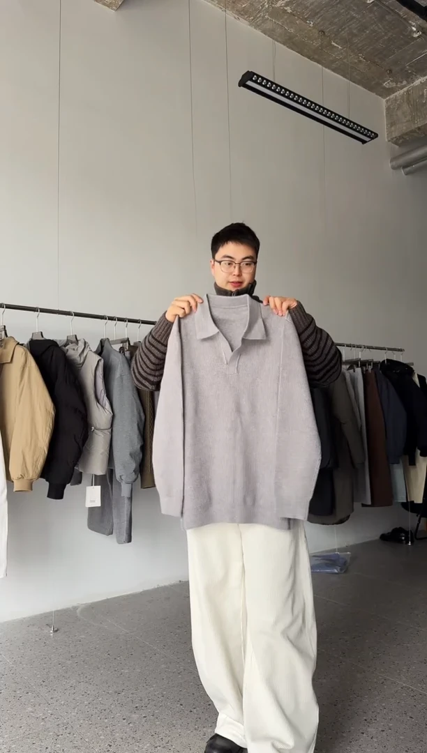 特~老张极简羊毛混纺v领