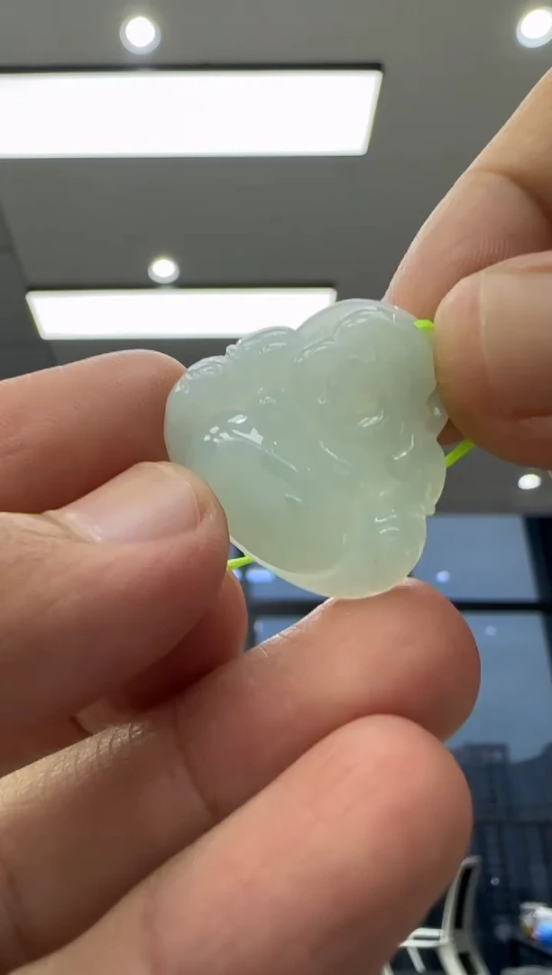 颈饰未镶嵌翡翠天然翡翠A货孤品一件