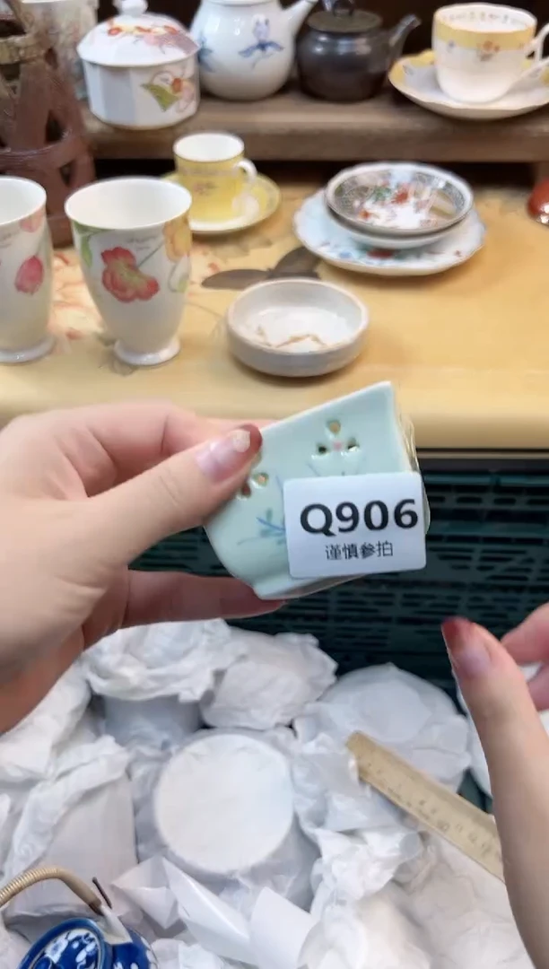 瓷片路**姐  906