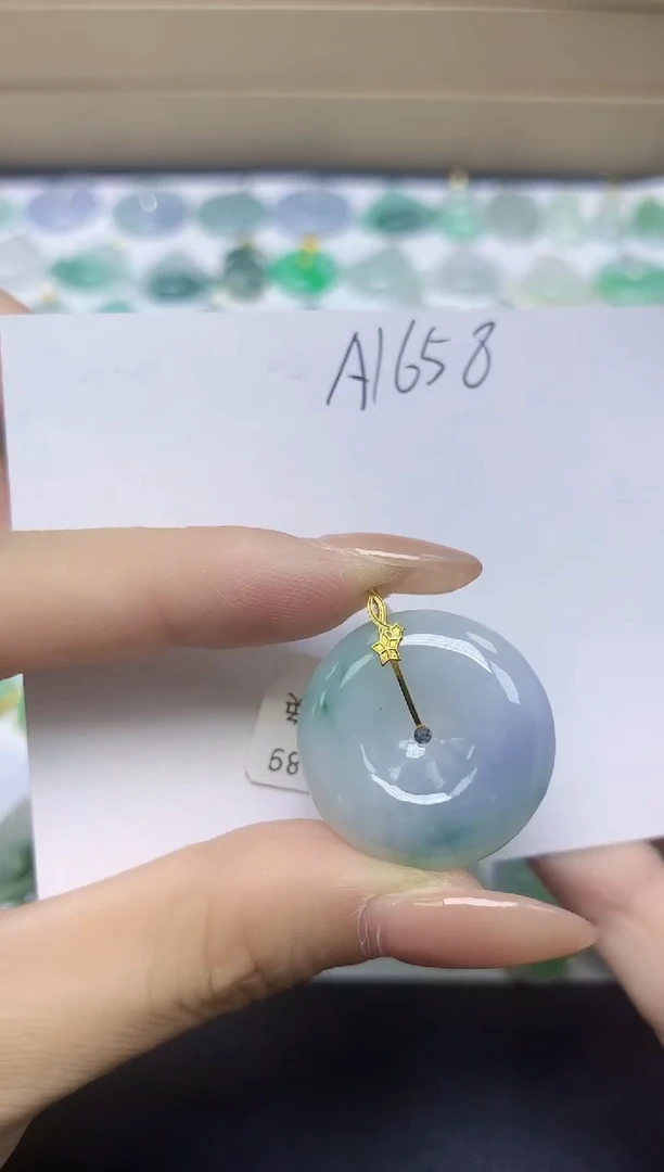 颈饰18K金镶嵌翡翠天然缅甸A货翡翠百元以上9元证书费自理