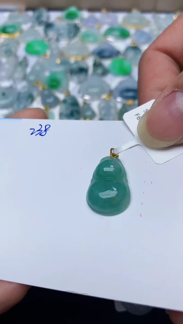 【闪购商品】翡翠颈饰18K金镶嵌天然翡翠A货