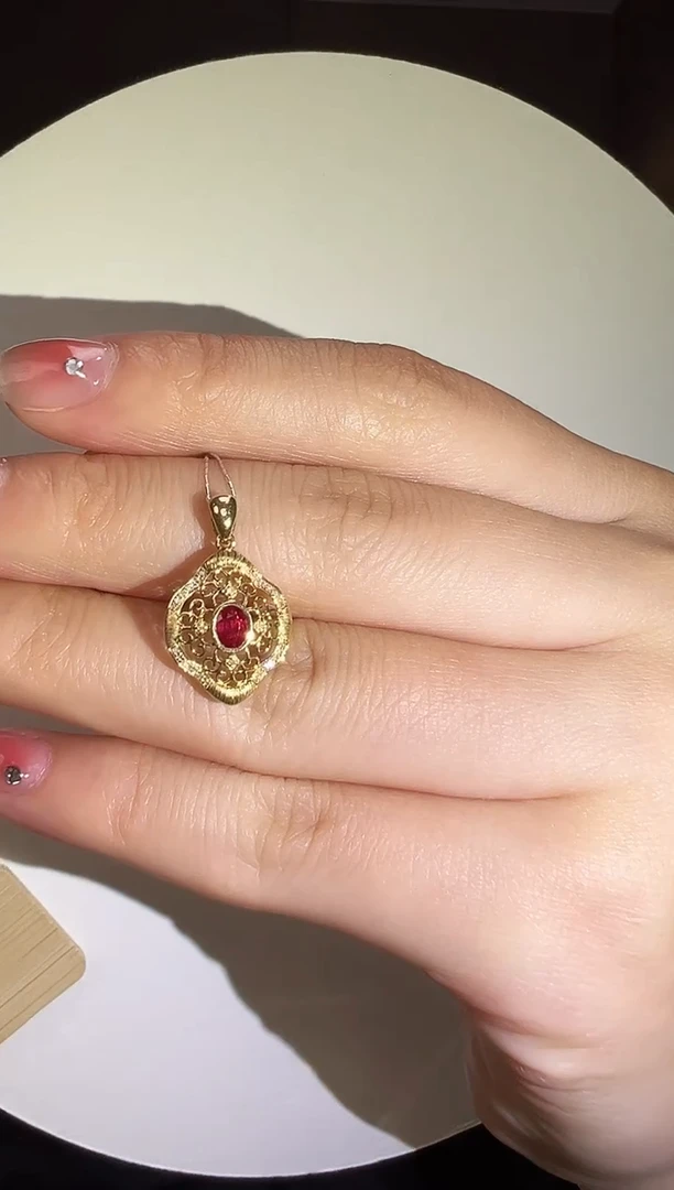 吊坠(不含链)18K金镶嵌红宝石6【主石30分】