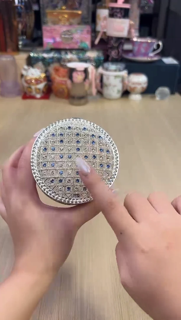 42蓝色满天星圆盒