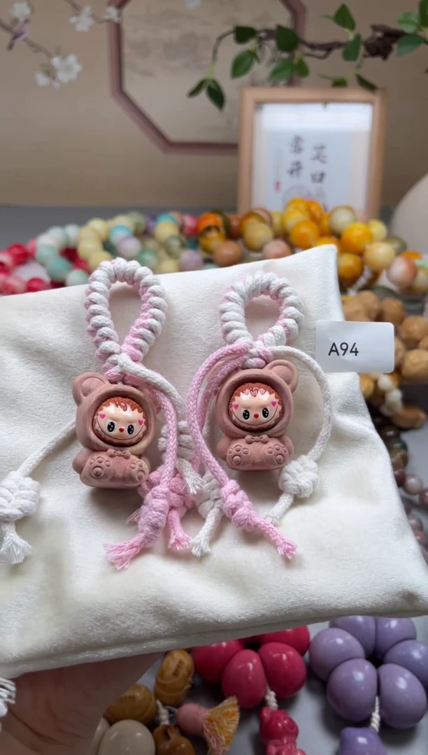 白玉菩提吊坠A94血柏拉布布30+mm一串通货随机