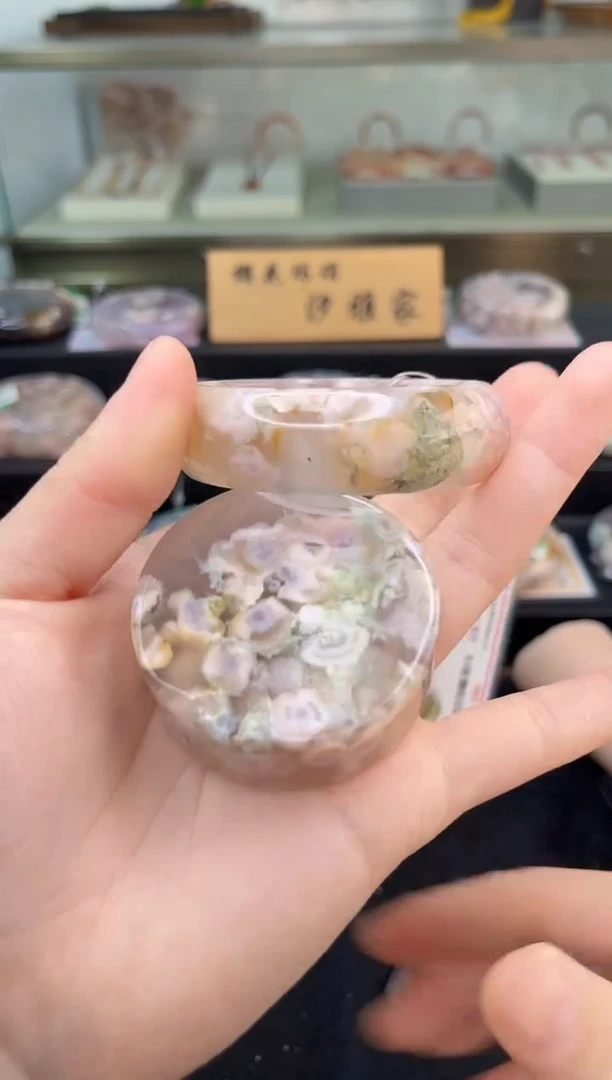 未镶嵌手镯石英质玉53圈口（赠品镯心）S941412