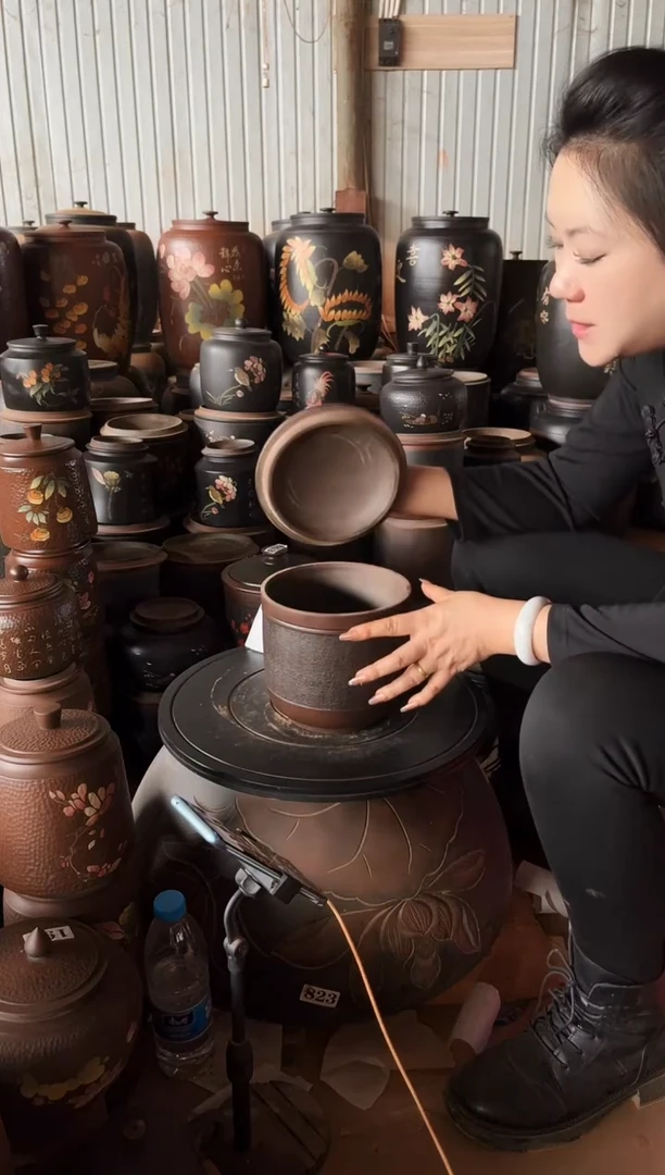 【闪购商品】壶瑕疵茶叶罐 855小五饼皮革变形