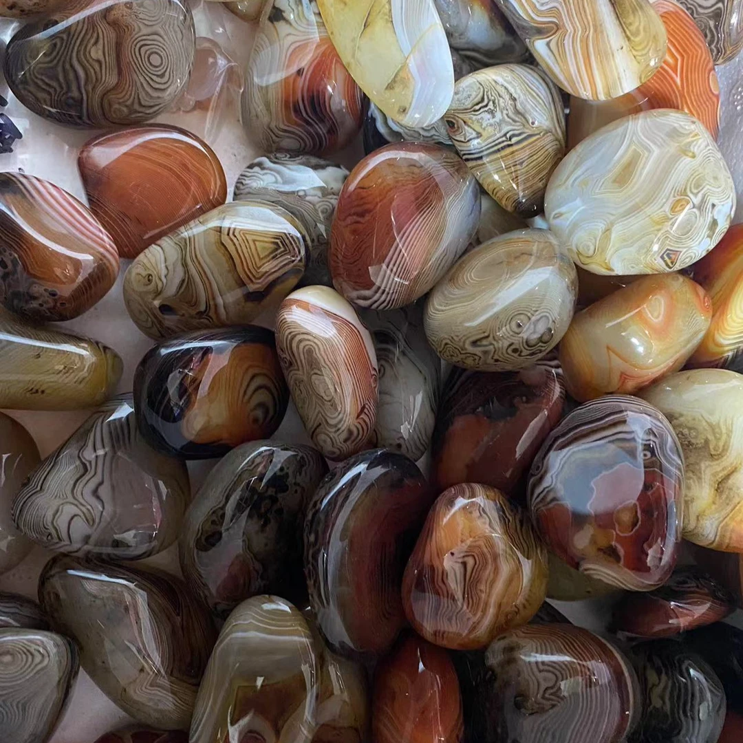 天然玛瑙石独特纹理观赏手把件