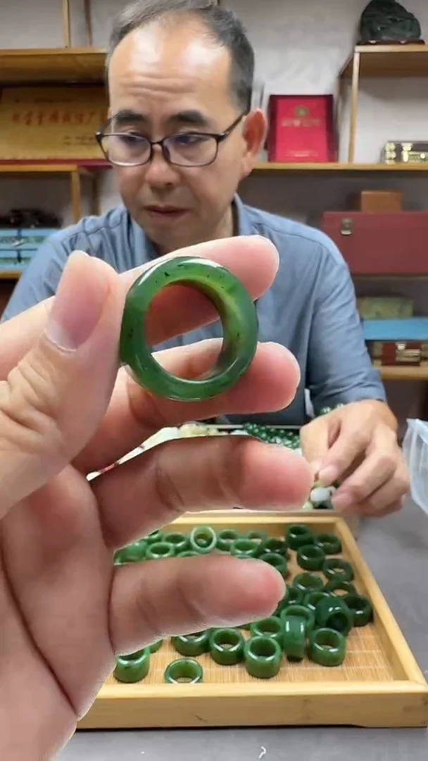 和田玉戒指未镶嵌17.8