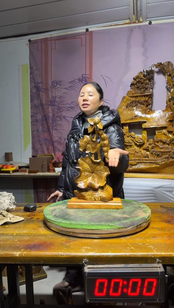 金丝楠一***花金丝楠木雕刻摆件