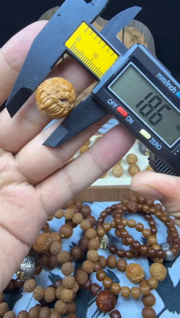 吊坠猴头核桃手修 贪恶