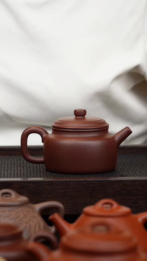 茶壶紫砂预售 德中 200cc 黑星土