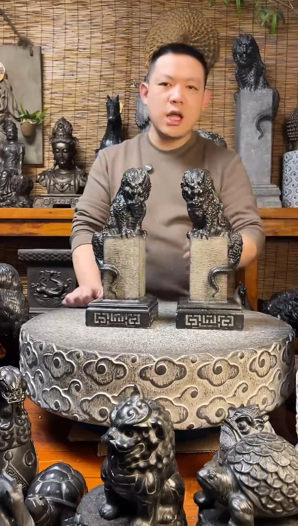 石材天然青石雕刻33吸水兽立柱一对