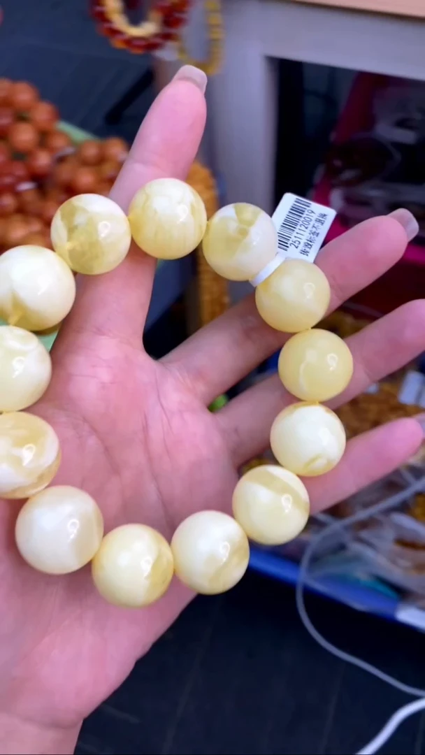 裸石琥珀未镶嵌11/18多样性发其一9