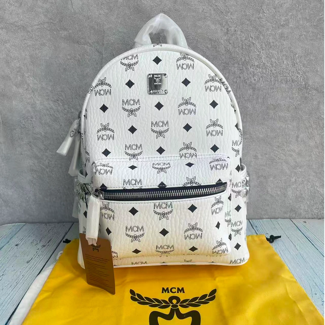 未使用 MCM mcm白色小号双肩包26年款