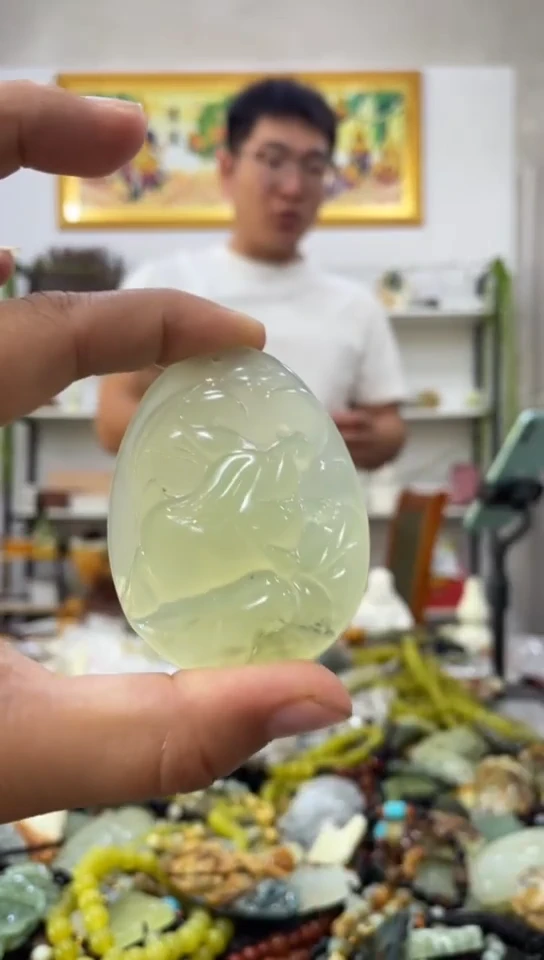 未镶嵌岫玉吊坠