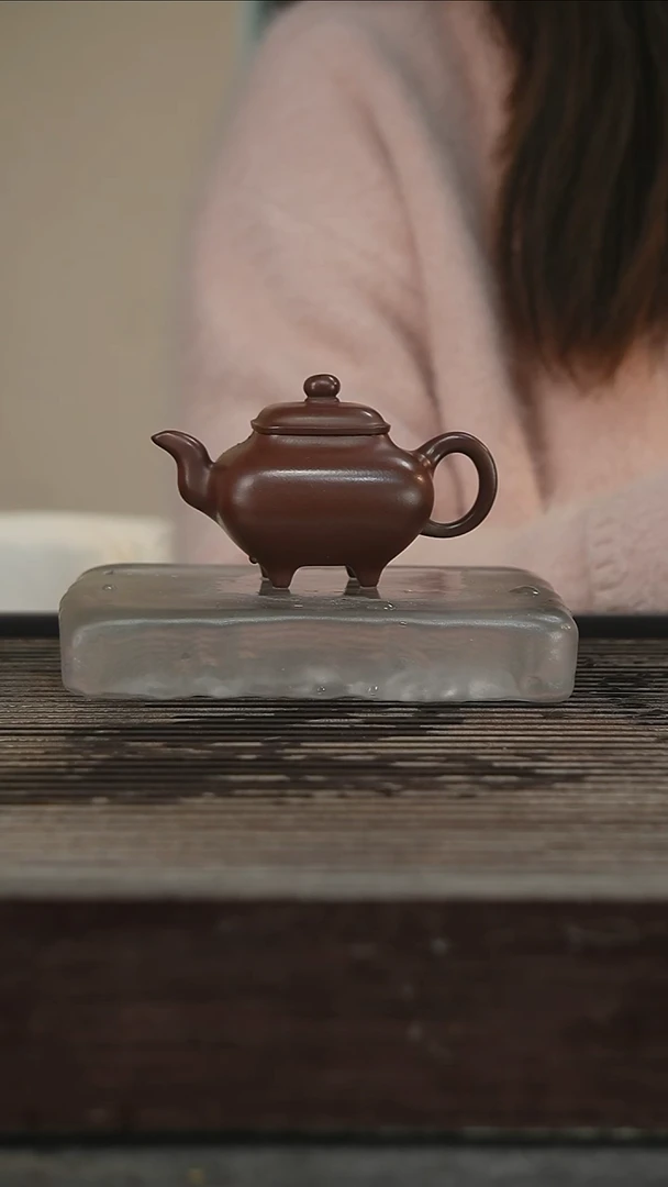 茶壶紫砂75号110CC