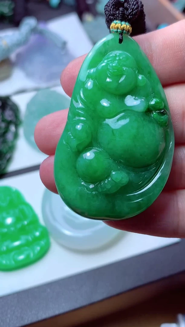 翡翠未镶嵌颈饰天然翡翠A货