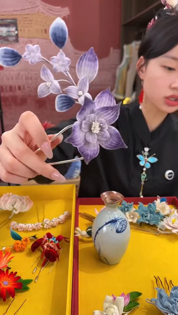 【闪购商品】刺绣非遗绒花（发饰）