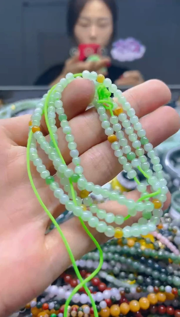 颈饰未镶嵌翡翠3MM/U/翡翠A货，一件也是批发价