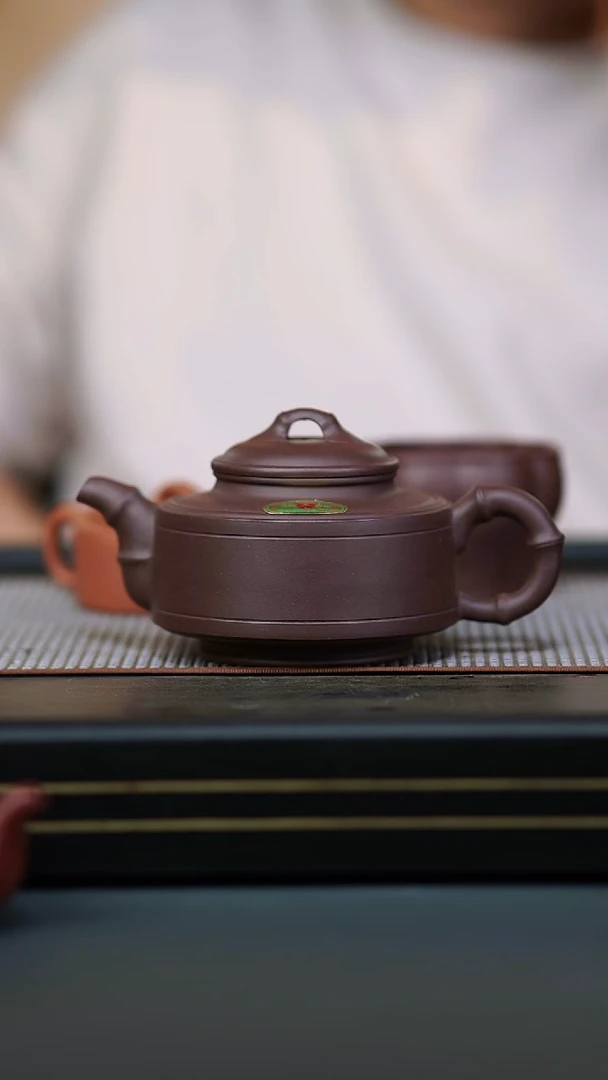 茶壶紫砂半手紫泥竹鼓350cc