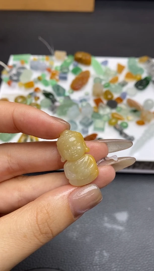 未镶嵌定制翡翠翡翠毛货~