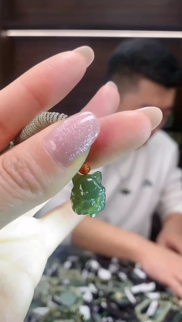 【闪购商品】和田玉颈饰未镶嵌多样性发货，拍一发一