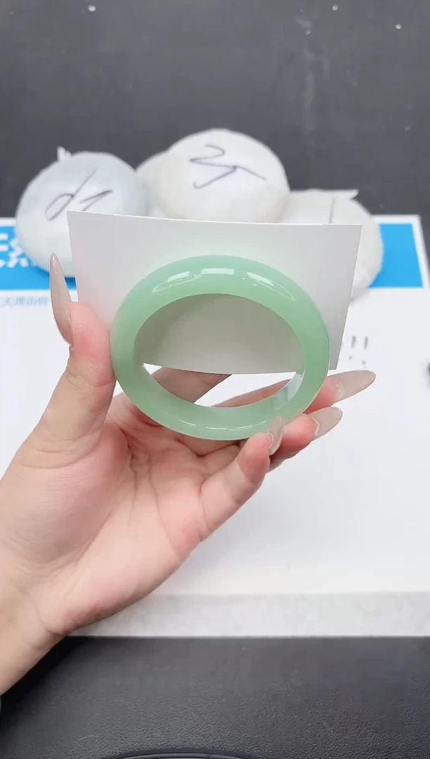 未镶嵌手镯石英质玉322-56.3