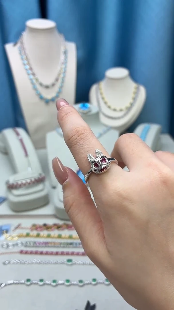 银S925镶嵌戒指红宝石097JH0104产品一个（多样性）