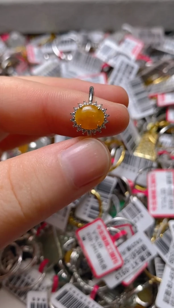 银S925镶嵌戒指翡翠百内无证书