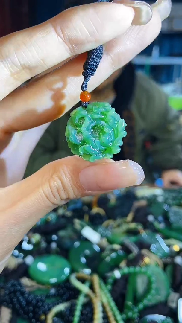 未镶嵌和田玉挂件1